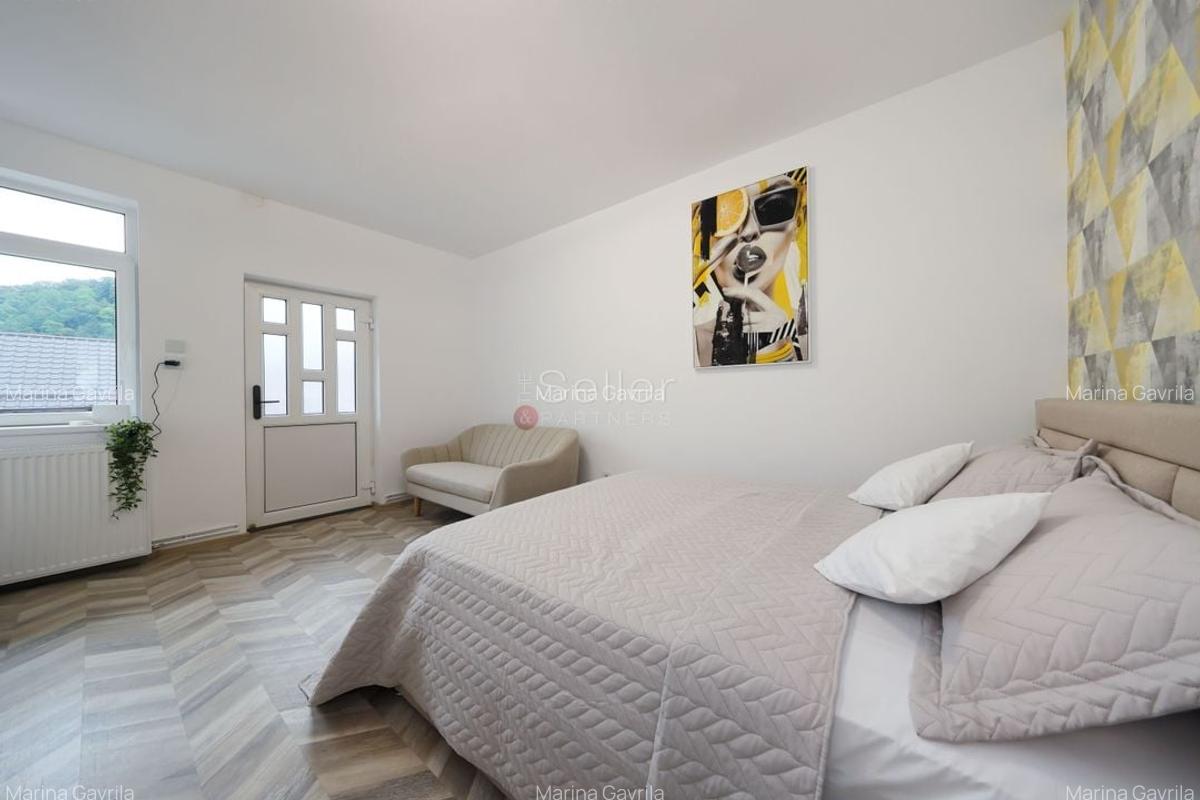 Proximitate imediata fata de Castelul Bran - 44