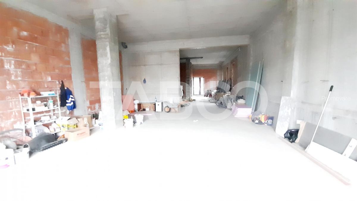 Spatiu comercial de vanzare cu chirias stabil la 1200 euro/luna chirie - 2