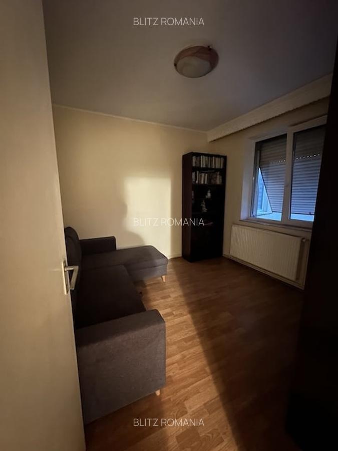 Apartament 3 camere, 56 mp, zona Decebal - 4