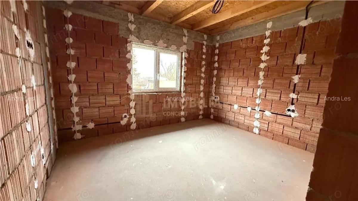 Casa de vanzare in Mocira - 8