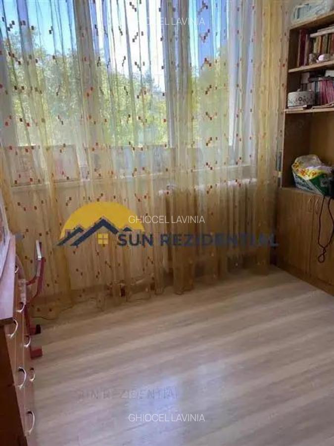 Berceni-Izvorul Rece, apartament 4 camere,bloc reabilitat - 5