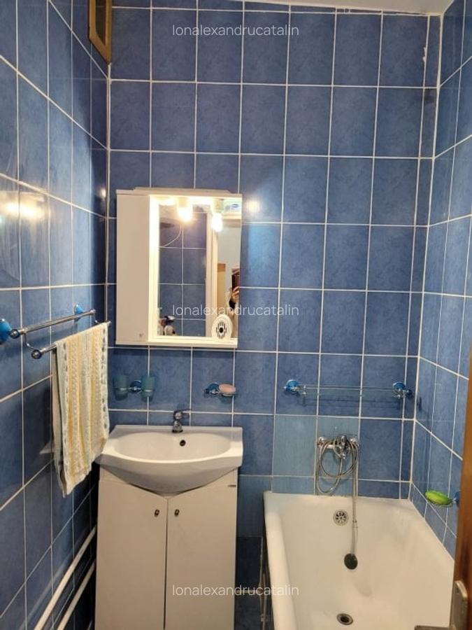 City Park Mall - Garsoniera decomandata mobilata-utilata termen lung, gaze - 14