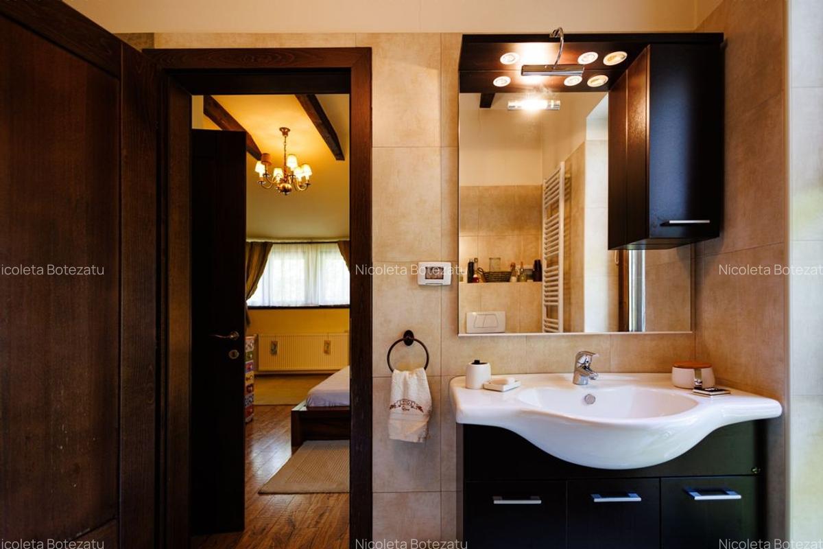 Locuiește lângă pădure, dar cu toate facilitățile la îndemână - 21