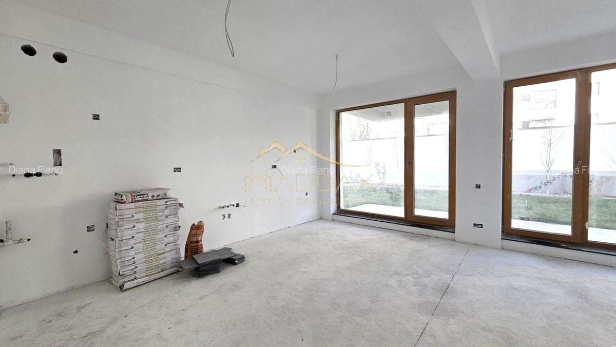 Apartament de vanzare 3 camere + curte 75mp***Domenii - 3