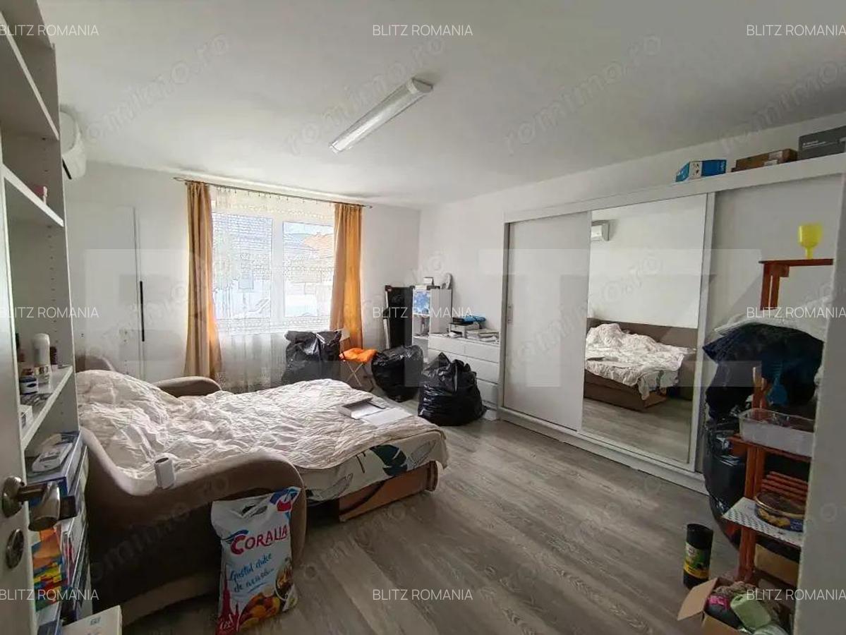 Casa cu 3 camere in suprafa?a de 140 mp - 13