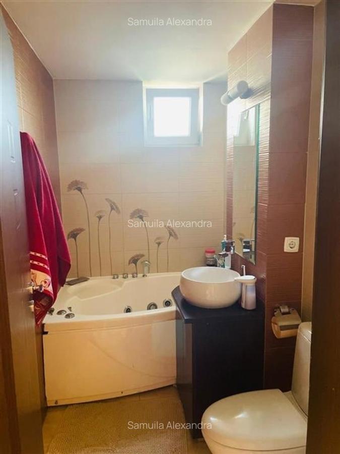 Apartament cu 3 camere decomandat în Decebal - 8