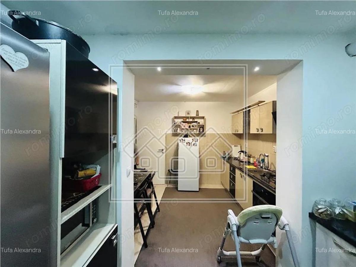 Ap cu 2 camere, balcon inchis, decomandat situat in Selimbar - 10