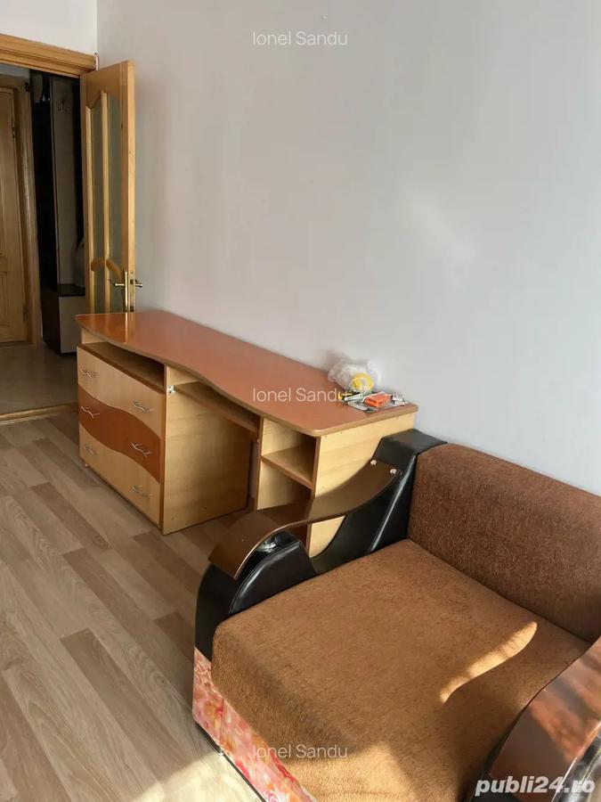 Inchiriez garsoniera - 2