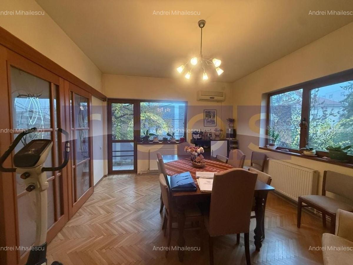 DE VANZARE APARTAMENT IN VILA 4 CAMERE DRUMUL SARII | OPORTUNITATE | - 1