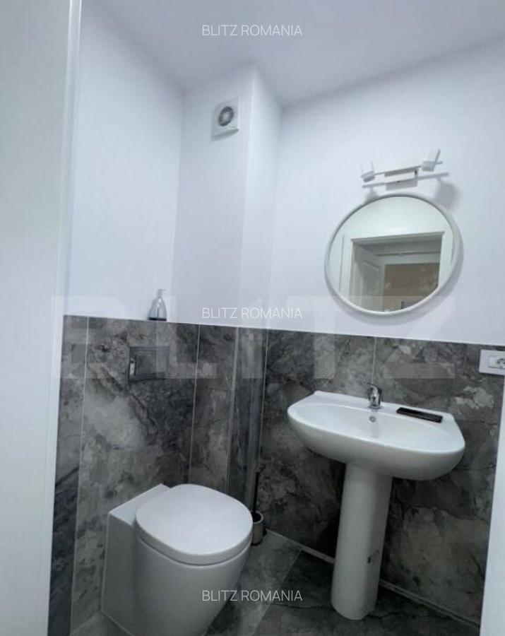 Apartament de vanzare, cu 3 camere, 82 mp, zona scolii - 7