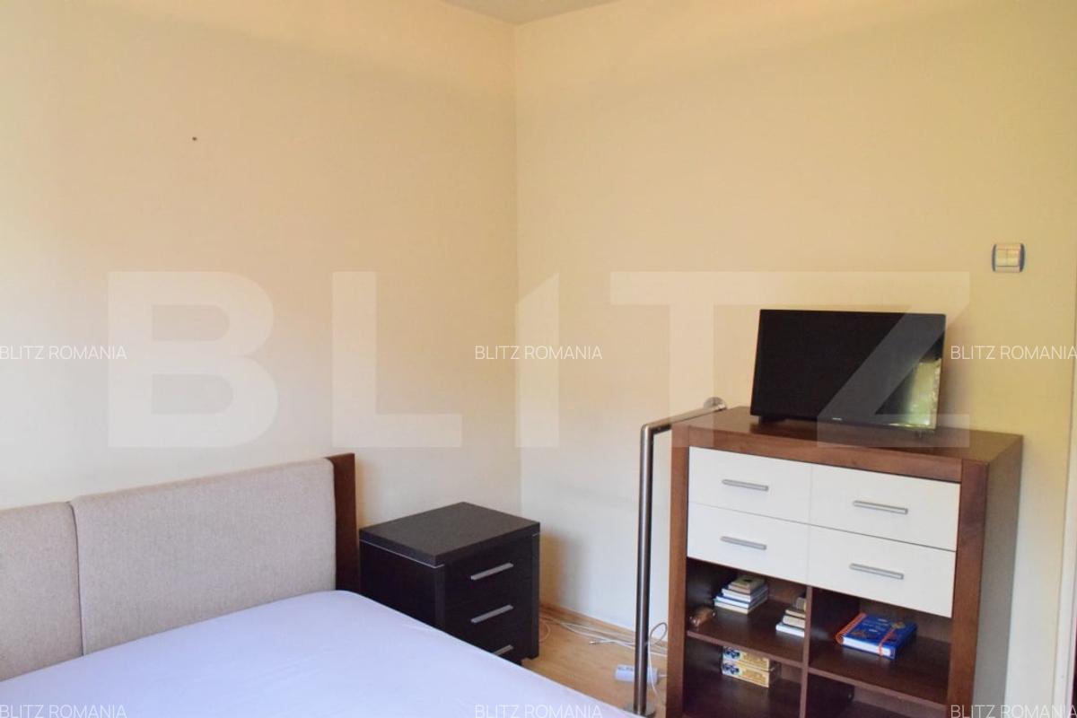 Apartament cu 3 camere, semidecomandat, la etaj intermediar, zona Astra - 7