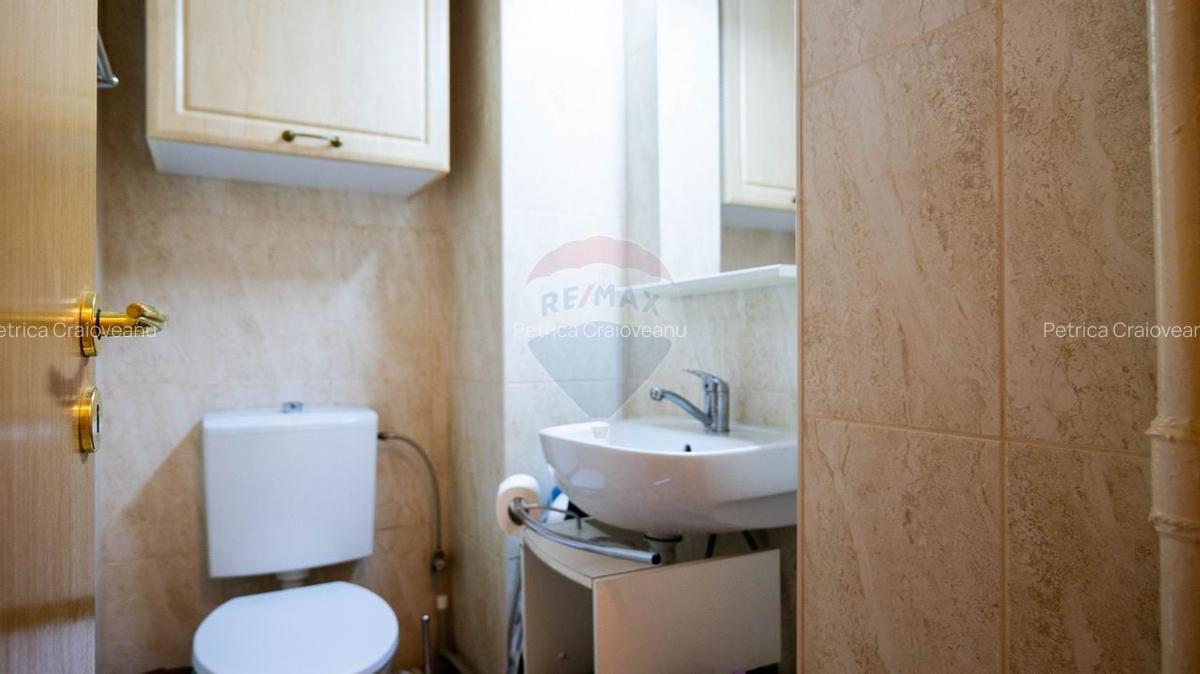 Oferta - Vanzare apartament 4 camere, decomandat, zona Bucur-Obor - 24