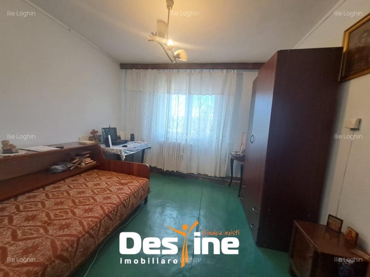 Apartament 3 camere DECOMANDAT, Dacia 65,7 mp - 2