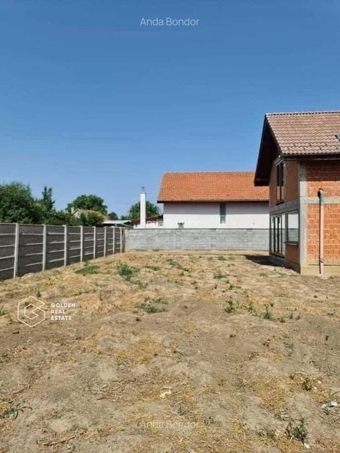 Casa la rosu P+M, 116 mp utili + 422 mp teren, Sânmihaiu Român - 4