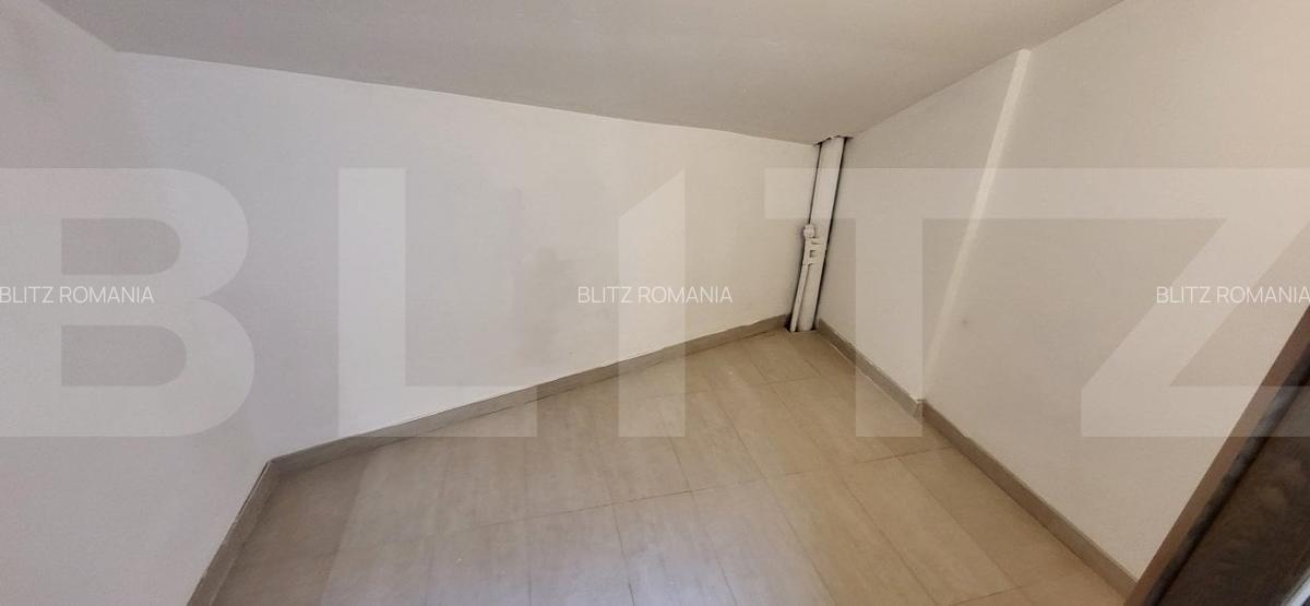 De vanzare apartament cu 3 camere foarte spatios! - 17