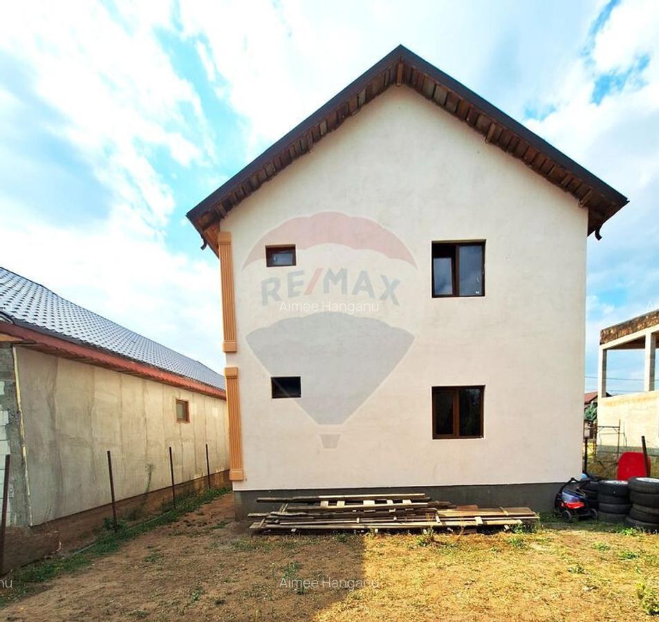 Casa / Vila de vanzare la gri - Bajani jud.Buzau - 14