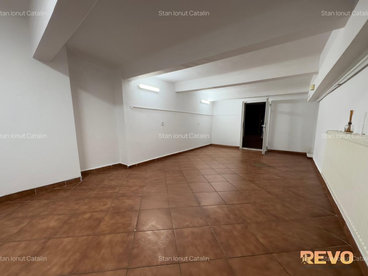 Parcul Carol / Tineretului – Unirii Sud - Vila interbelică - 18