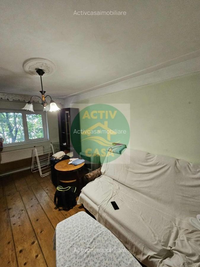 Apartament 2 camere, etaj 1,decomandat - 5 Apartament 2 camere, etaj 1,decomandat - 5