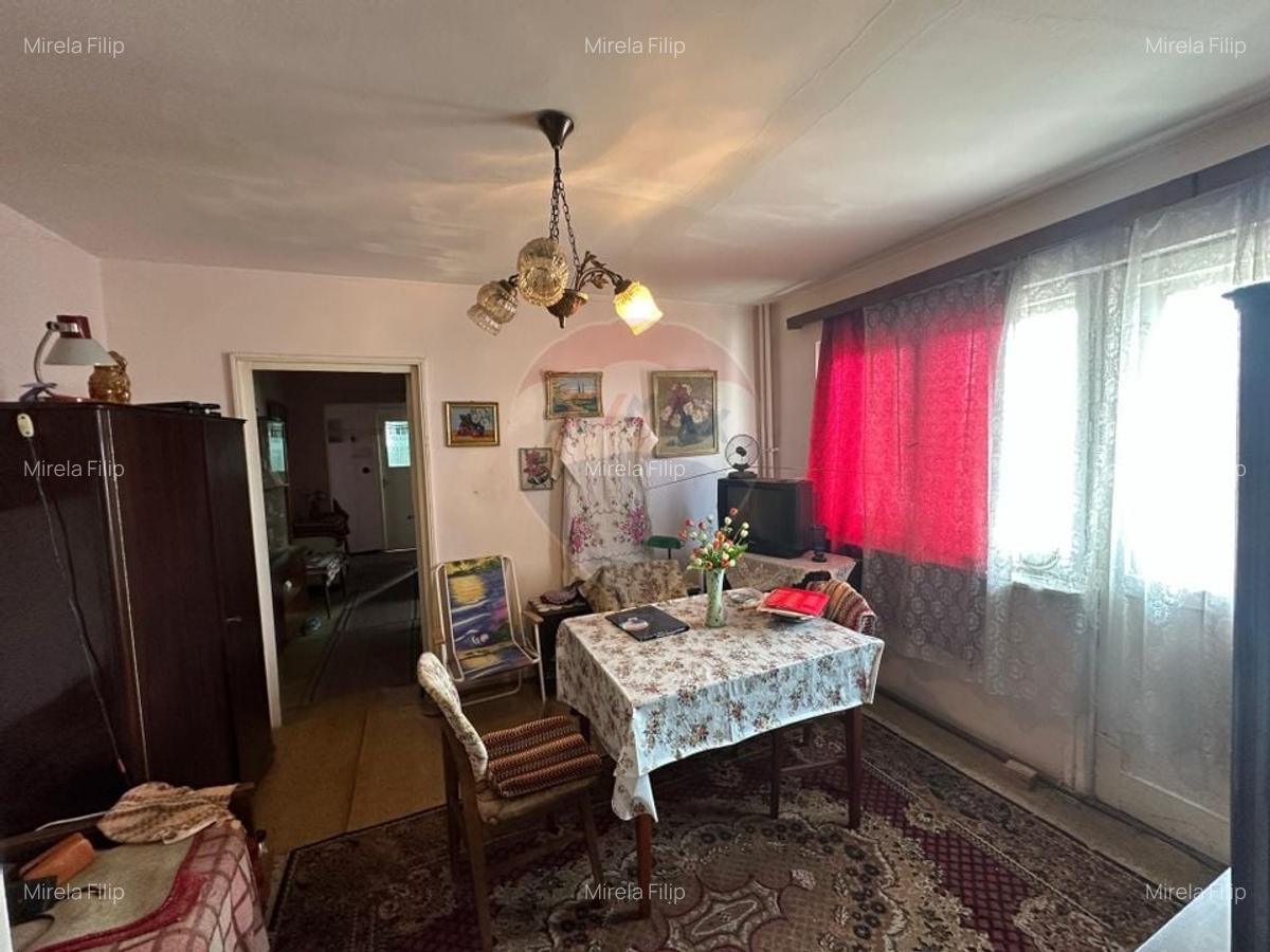 DE VANZARE- apartament 4 camere- ULTRACENTRAL - 4