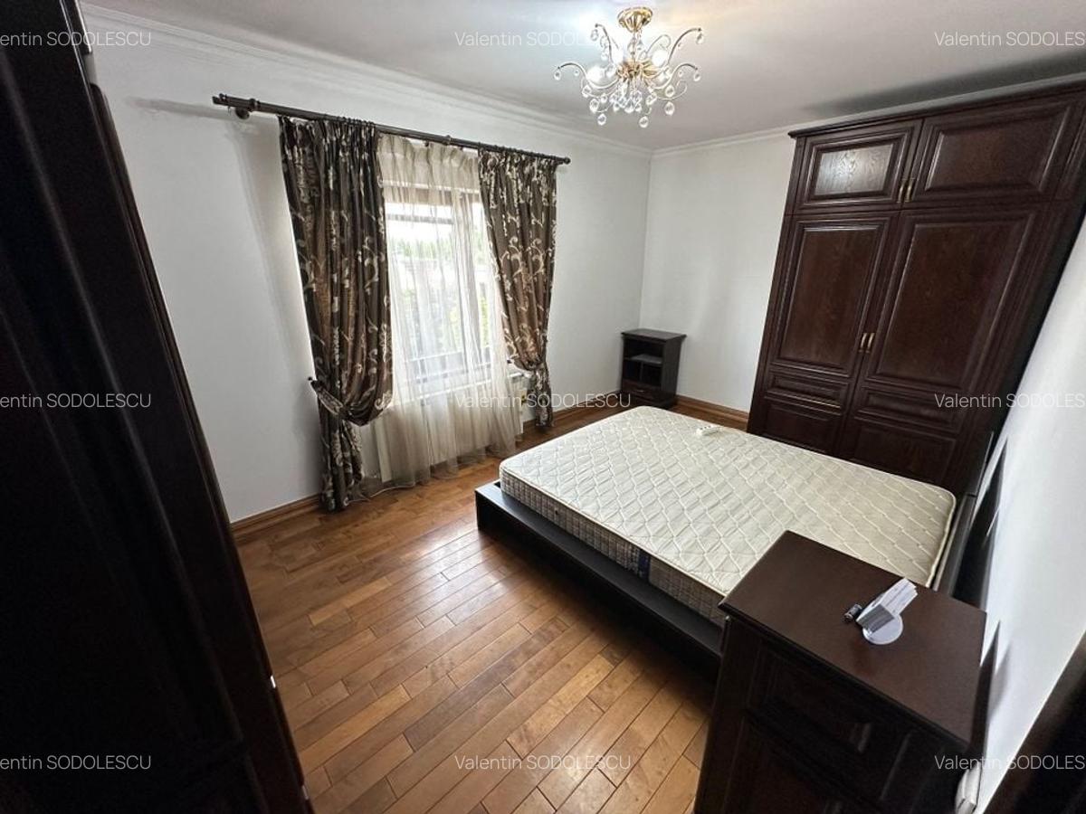 Apartament cu 3 camere decomandat în Lipovei - 11