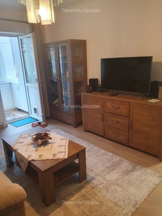 Apartament de 3 camere - Sinaia, zona centrala - 5