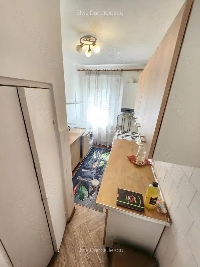 3 Cam - Spitalul Judetean-Mobilat--Utilat-Centrala -53Mp+Balcon 6Mp-95000 Euro-Negociabil - 11