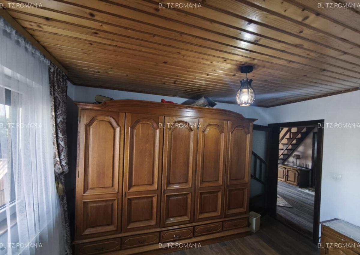 Casa 5 camere, zona ultracentrala, 1500mp teren, Radauti - 14