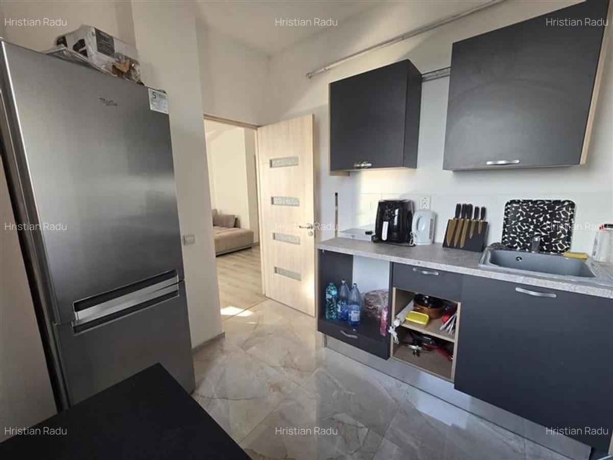 Apartament cu 3 camere semidecomandat în Bucureștii Noi - 21