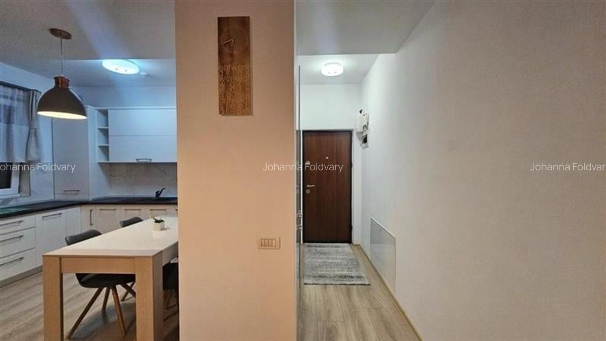 APARTAMENT 3 CAMERE 2 BAI CU CURTE PROPRIE DUMBRAVITA SELGROS - 4
