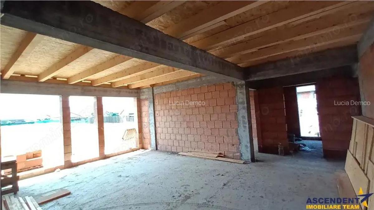 Casa deosebita, finisaje personalizate,15 minute de Brasov, DJ 112A, Bod - 4