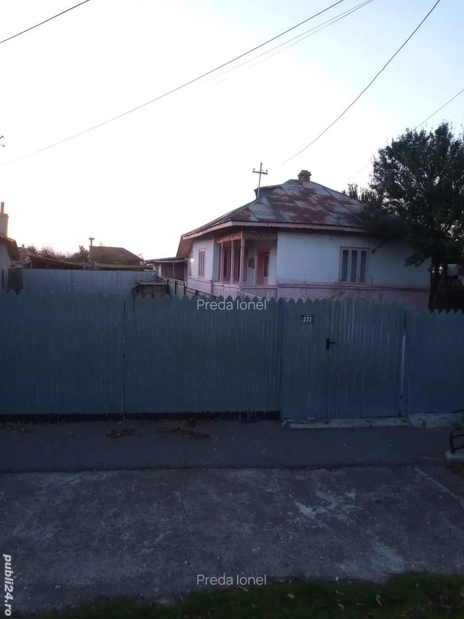 Casa batraneasca de vanzare - 1