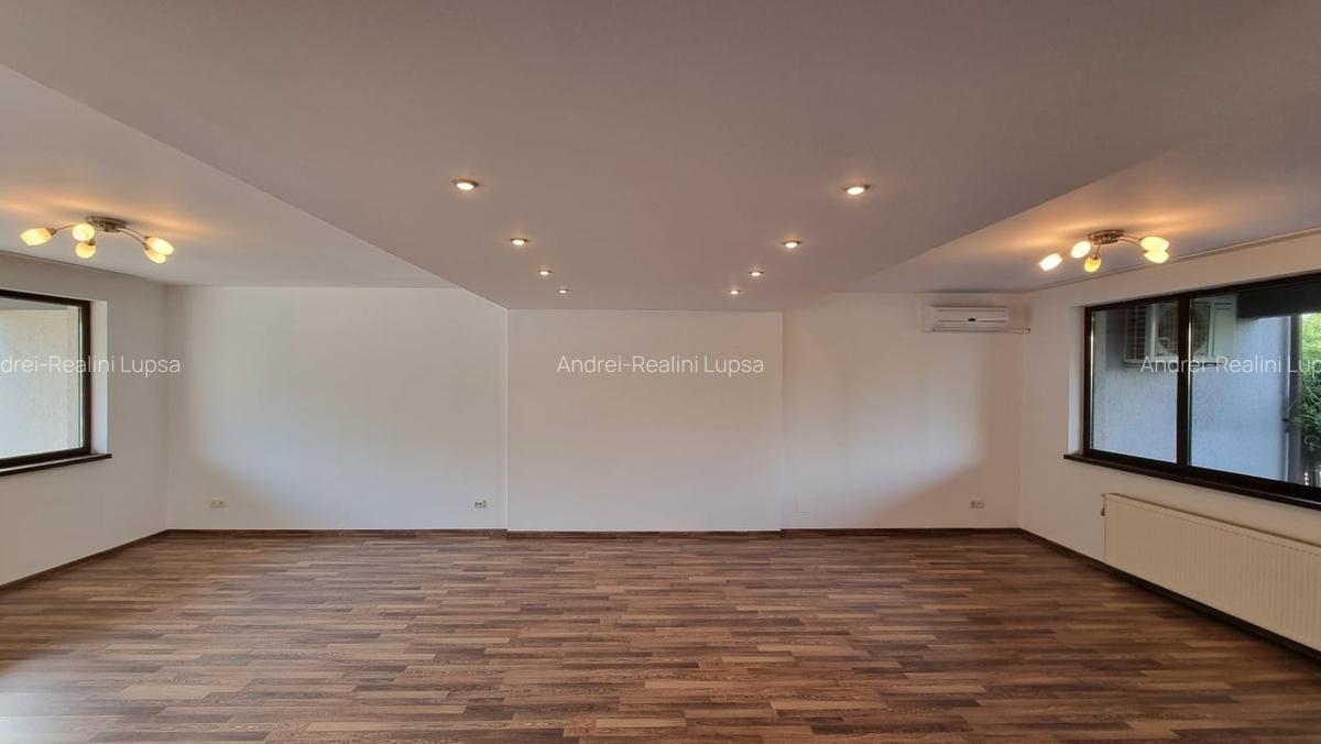 Vila 5 camere | Pipera rezidential | Curte 200 mp | 4 parcari - 4