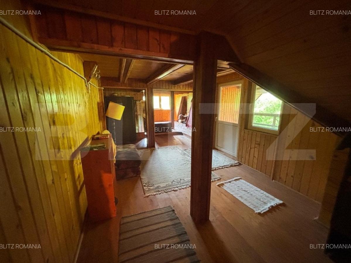 Vila de vanzare, cu 4 camere, 320 mp, zona Șuvita - 13