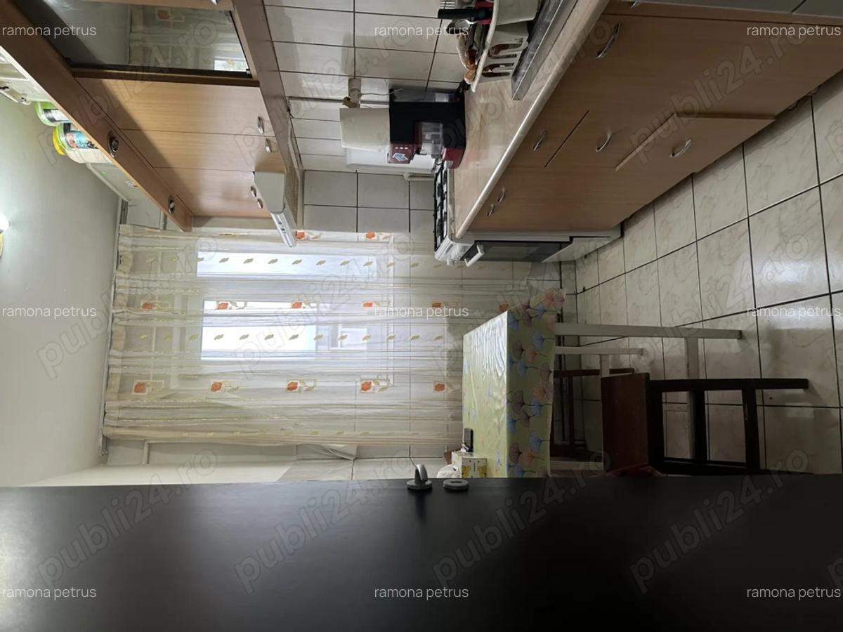 Vanzare apartament 3 camere | Mihai Bravu, Ploie?ti | Direct proprietar Zona excelenta lang - 2