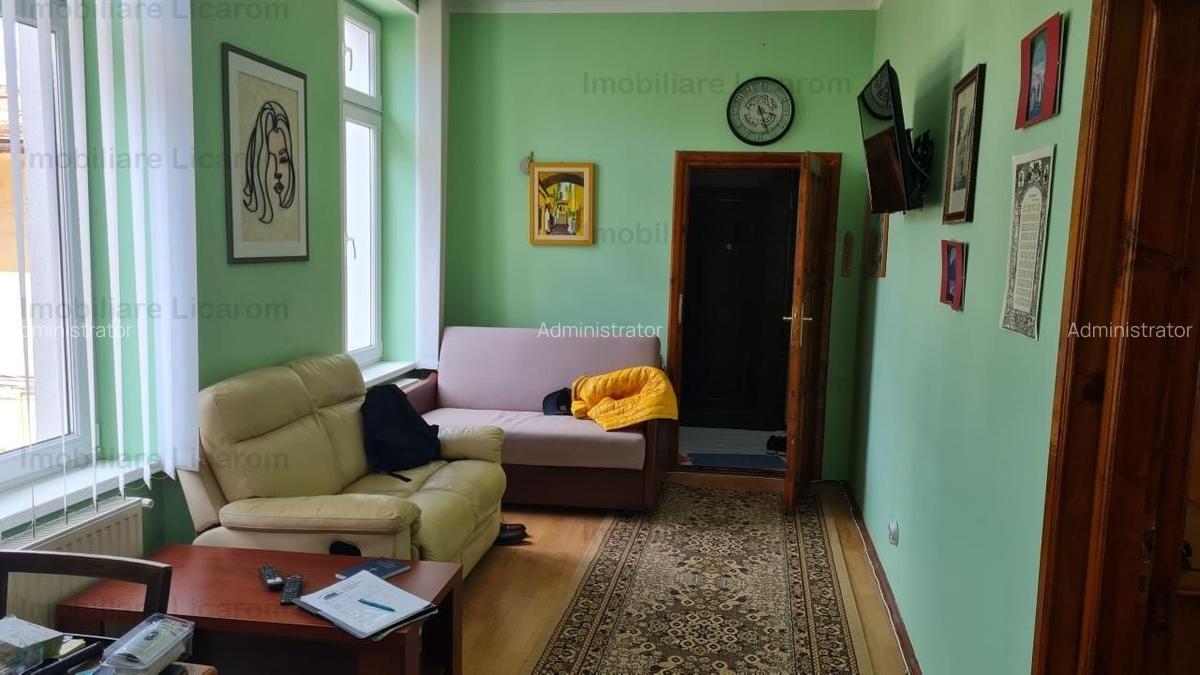 Apartament cu 3 camere decomandat, mobilat în Centrul Istoric - 10