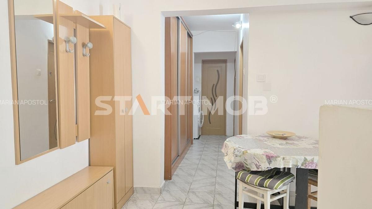 Apartament cu 3 camere decomandat, mobilat în Răcădău - 2