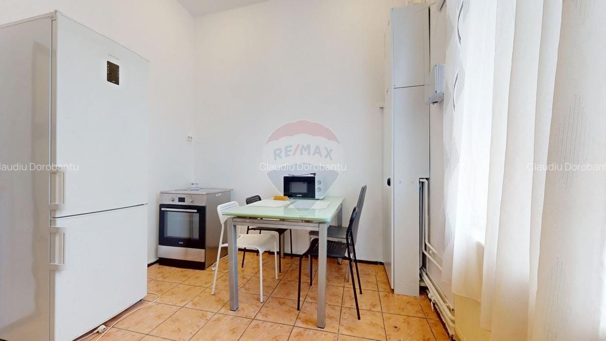 Apartament cu 3 camere decomandat, mobilat în Centrul Istoric - 10