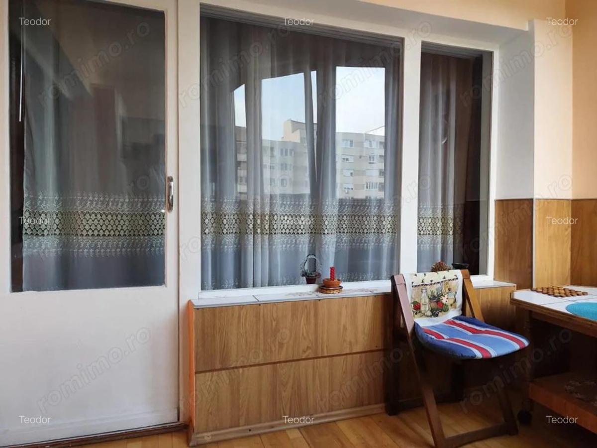 Apartament 3 camere de vanzare, B-dul Dacia, Oradea - 15