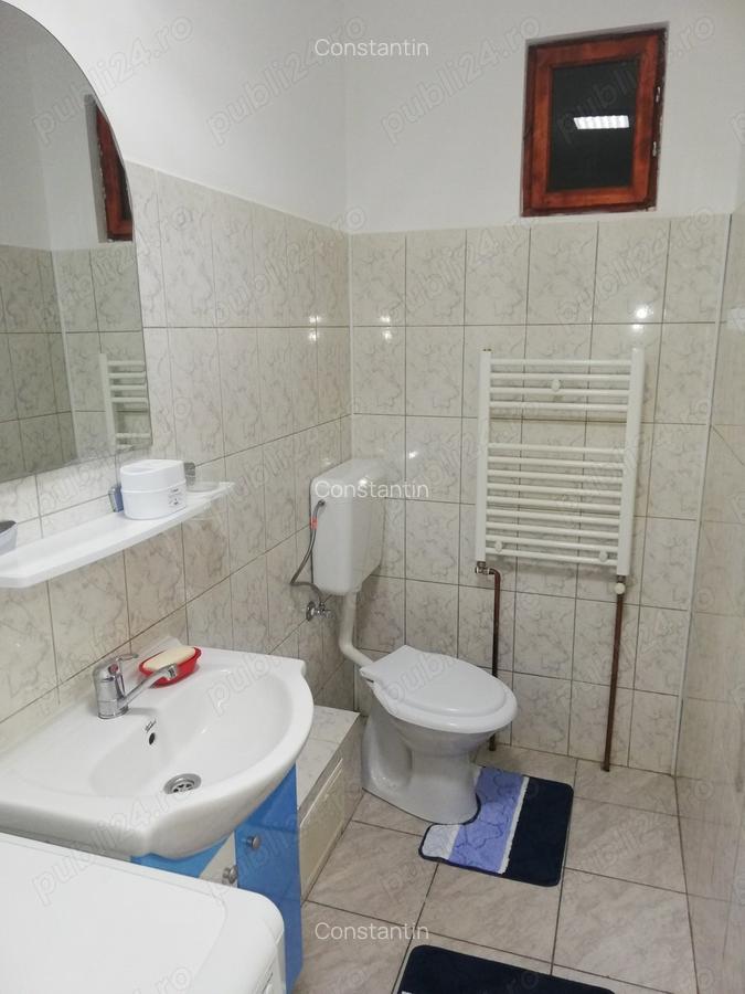 Inchiriez garsoniera la curte - 3