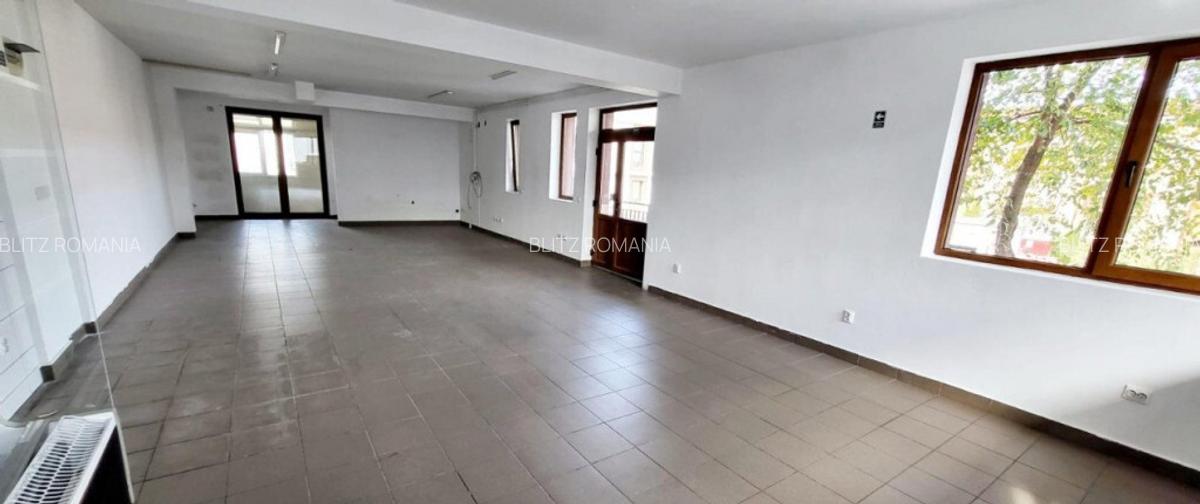 Spatiu comercial la strada, 79mp, zona Subcetate - 13 Spatiu comercial la strada, 79mp, zona Subcetate - 13