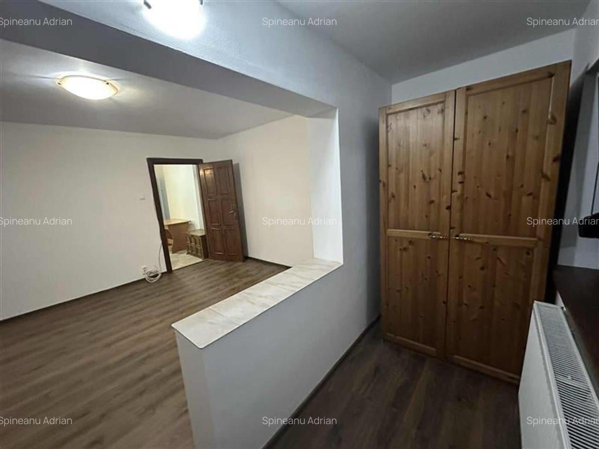 Apart 1 camere decomandat Aradului centrala proprie - 8