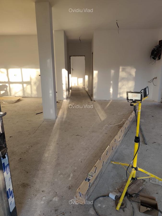 FARA COMISIOANE in Gulia vatra Satului la drum asfaltat casa 4 camere 2 bai P+M - 17