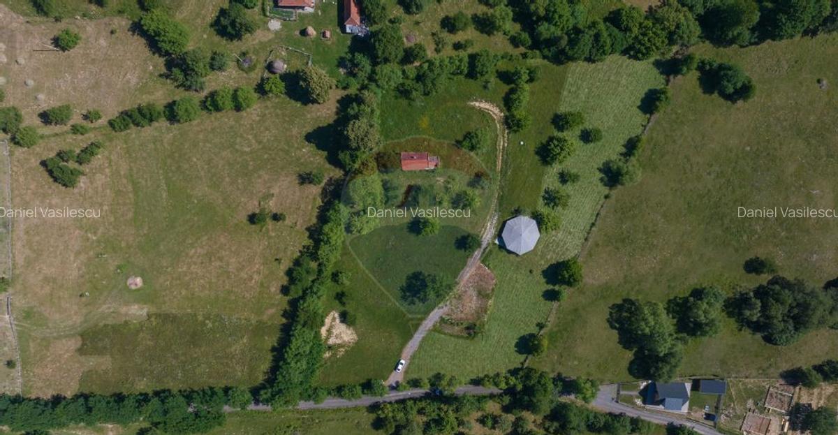 Teren cu utilitati, 5,495mp Bran - Strada Muchia hotarului - 2