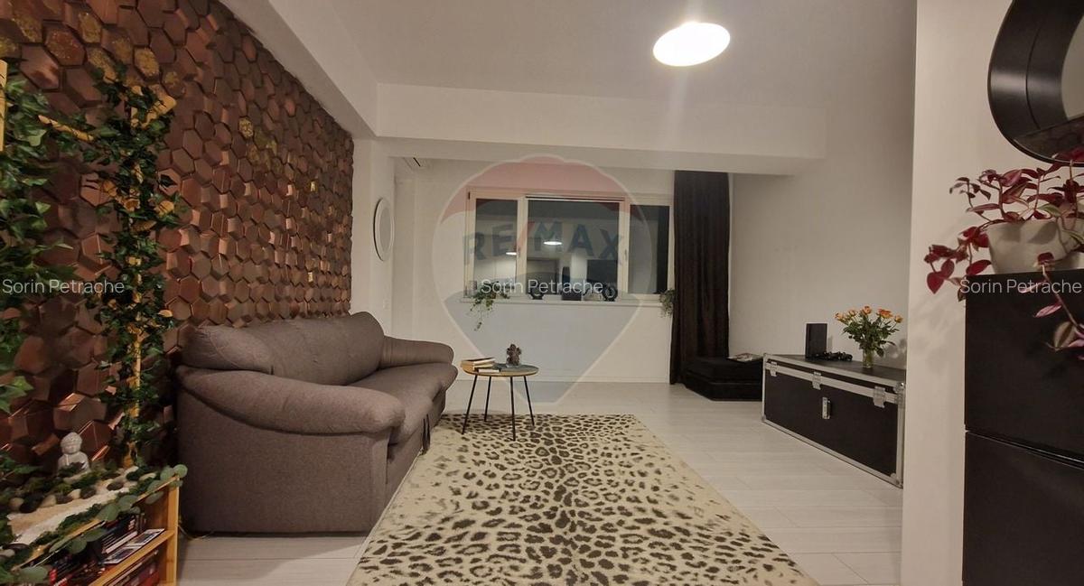 Apartament modern, mobilat si utilat - 2 camere de vanzare in Pipera - 2