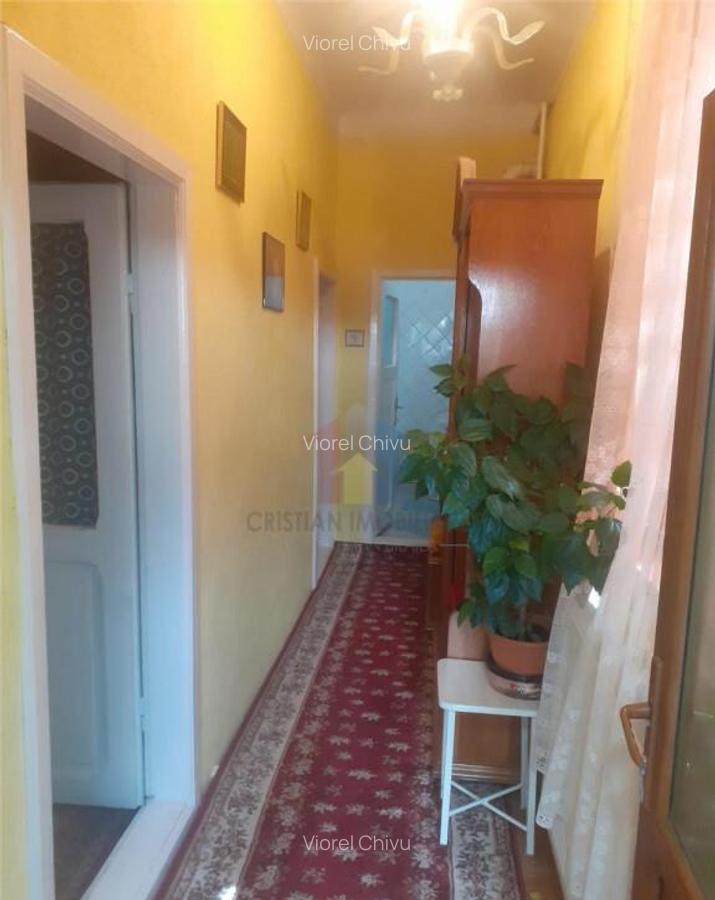 Casa 5 camere, caramida, Teren - 250 mp, zona Centrala - 7