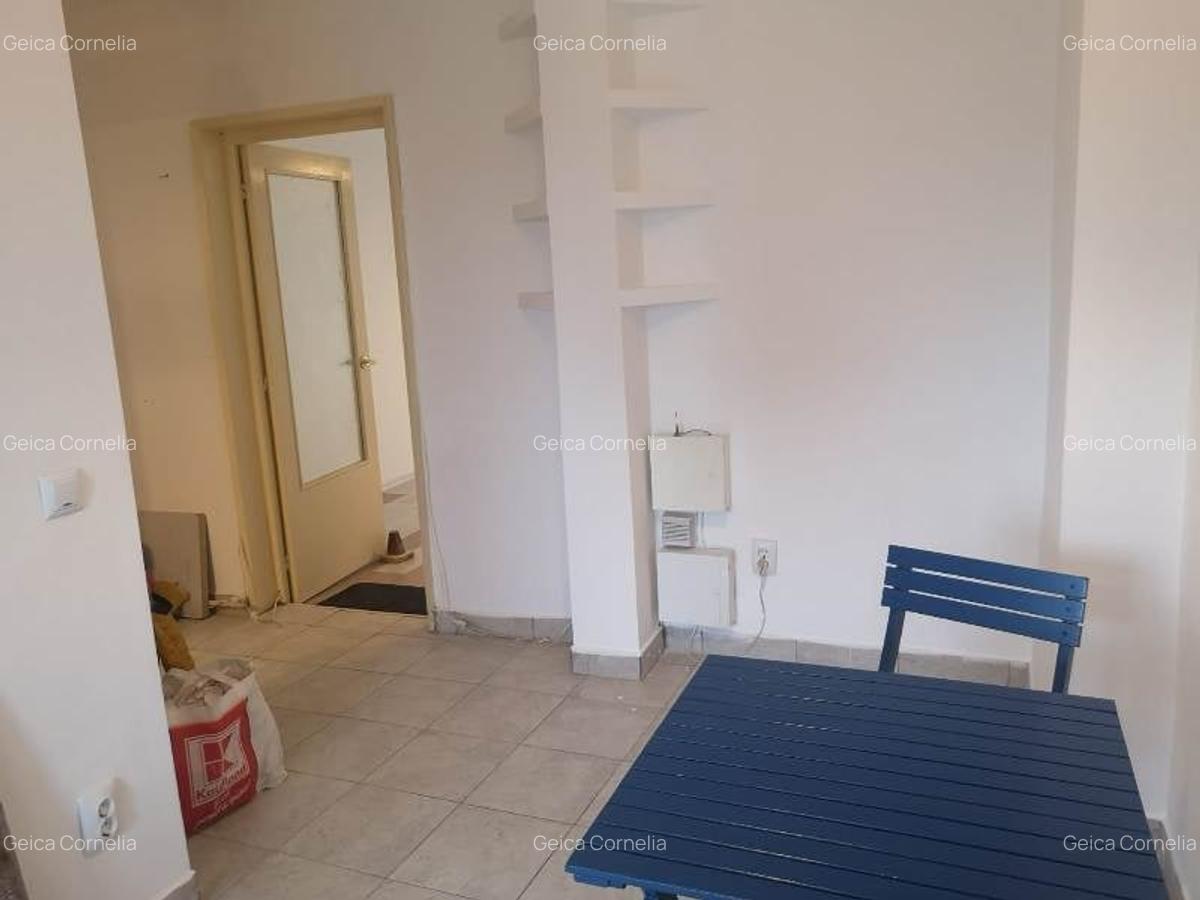 Garsoniera spatioasa, Stirbei Voda, Berzei, stradal, etaj 2/8, pentru locuit - 3