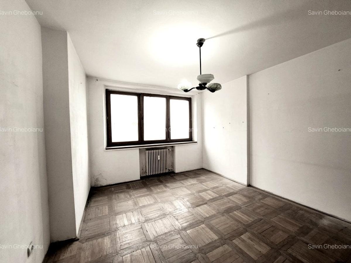 TWO-ROOM APARTMENT / 44 sqm / 6th FLOOR of nine / GARA DE NORD AREA - 13