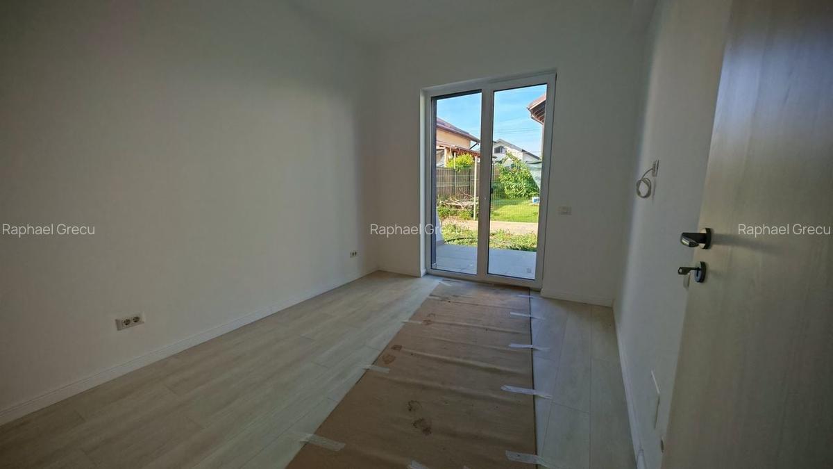 | CASA INDIVIDUALA | 3 CAMERE | 2 BAI | INCALZIRE PRIN PARDOSEALA | - 12