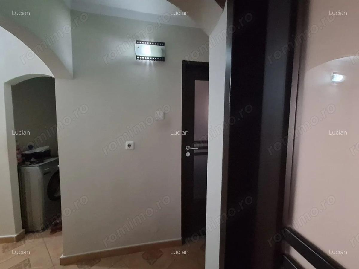 Apartament 3 camere pe Babe?, zona Lintz - 8