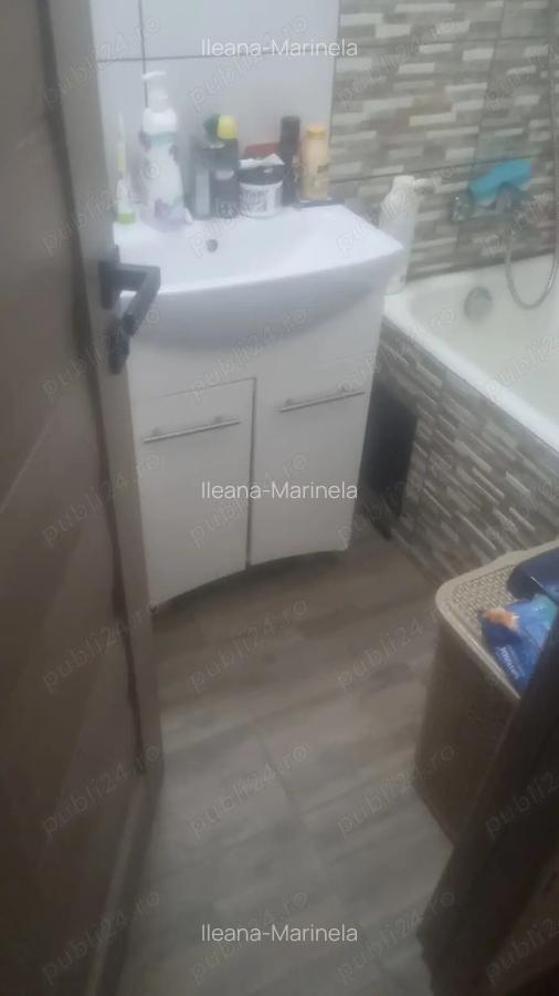 Inchiriez apartament - 2